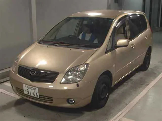 Toyota Corolla Spacio  с аукциона в Японии