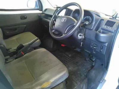 TOYOTA TOWN ACE VAN