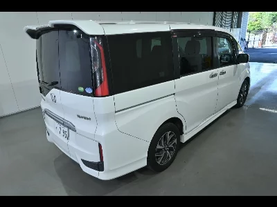Honda STEPWGN SPADA