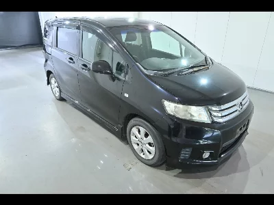 Honda Freed Spike