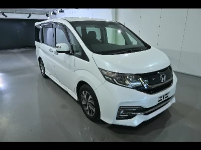 Honda STEPWGN SPADA