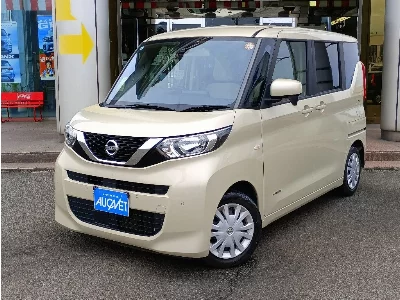 NISSAN ROOX