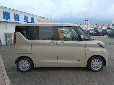 NISSAN ROOX