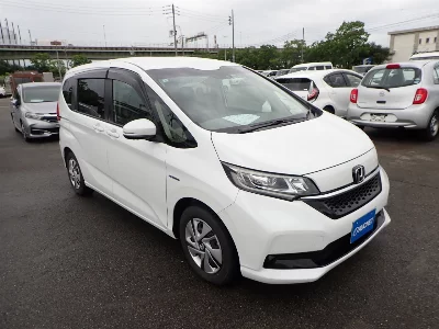 HONDA FREED HYBRID