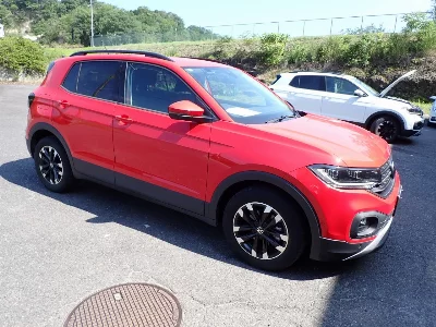 VOLKSWAGEN T-CROSS