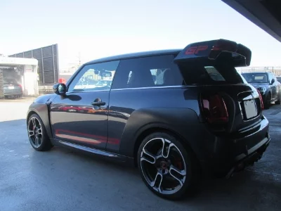 MINI  MINI 