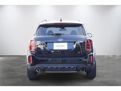 MINI MINI CROSSOVER