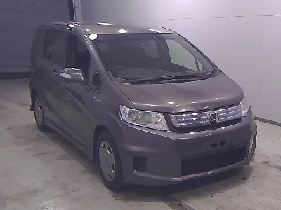 Honda Freed Spike
