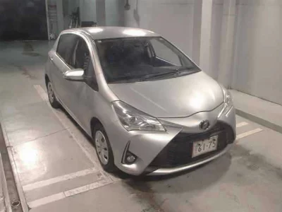 TOYOTA VITZ