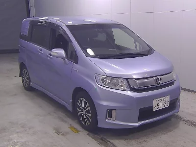 Honda Freed Spike