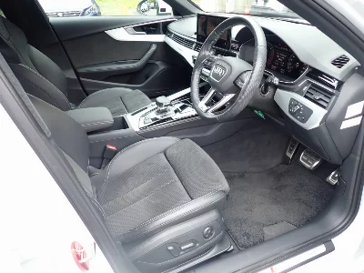 AUDI A4 AVANTE