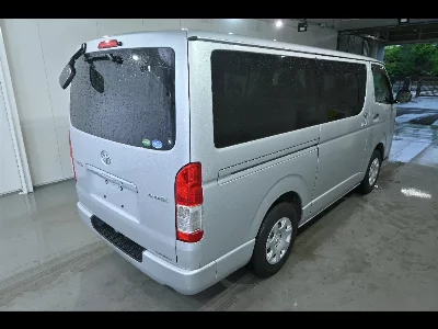 Toyota RegiusAce
