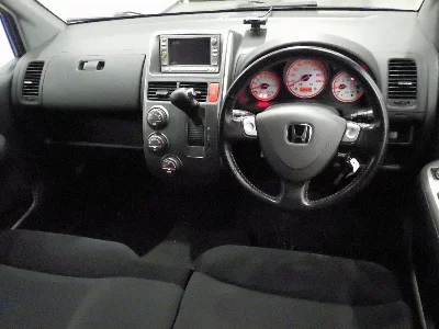 Honda Mobilio Spike
