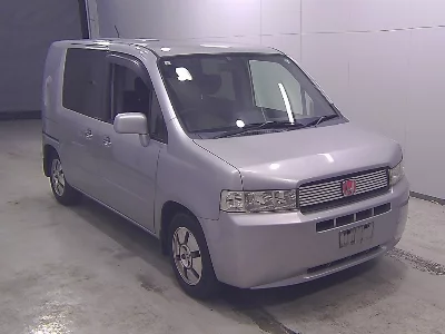 Honda Mobilio Spike