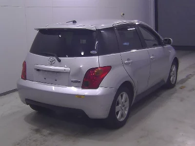Toyota Ist