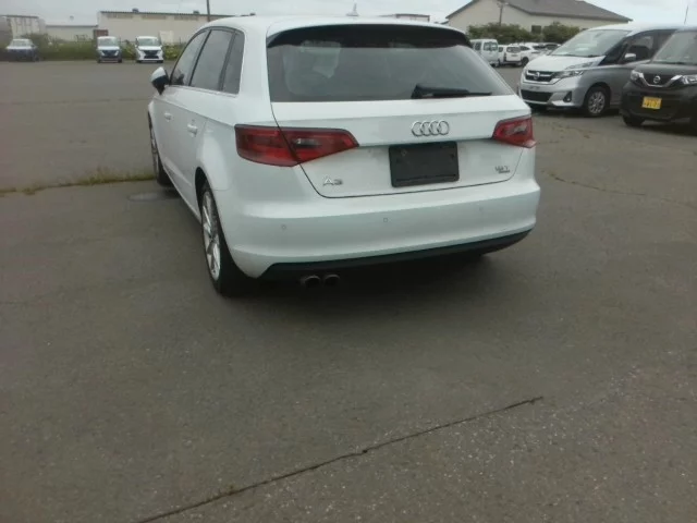 Audi A3  с аукциона в Японии