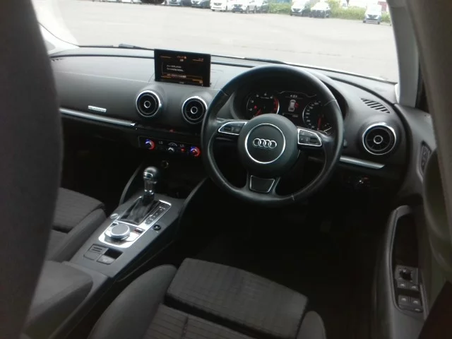 Audi A3  с аукциона в Японии