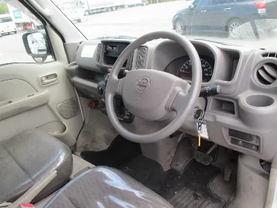 NISSAN NV100 CLIPPER