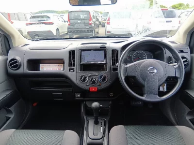 Nissan AD