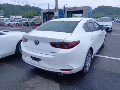 MAZDA MAZDA3