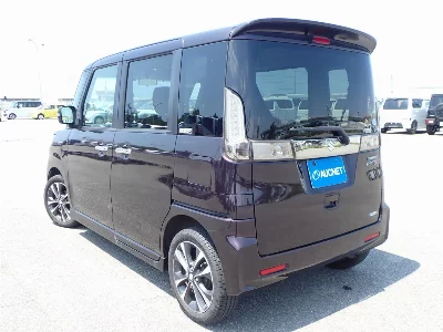 Suzuki Spacia Custom