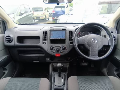 Nissan AD