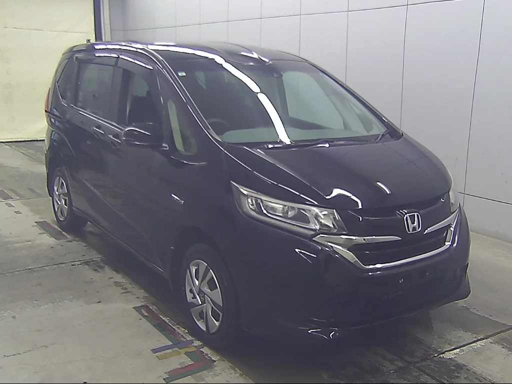 Honda Freed  с аукциона в Японии