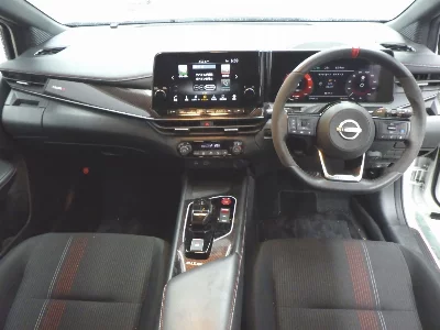 Nissan Aura