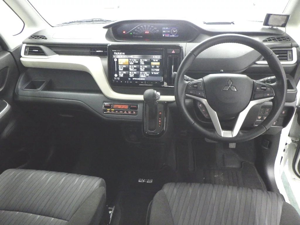 Mitsubishi Delica D:2  с аукциона в Японии