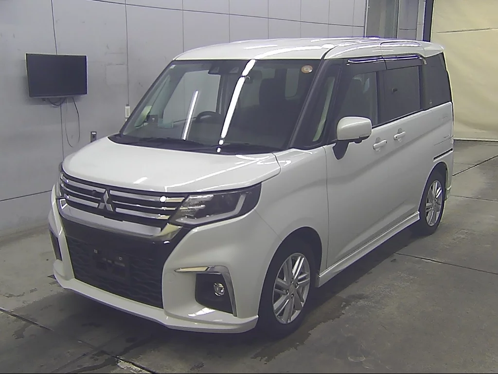 Mitsubishi Delica D:2  с аукциона в Японии