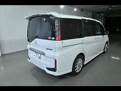 Honda STEPWGN SPADA