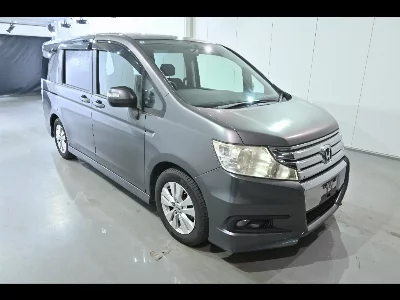 Honda STEPWGN SPADA