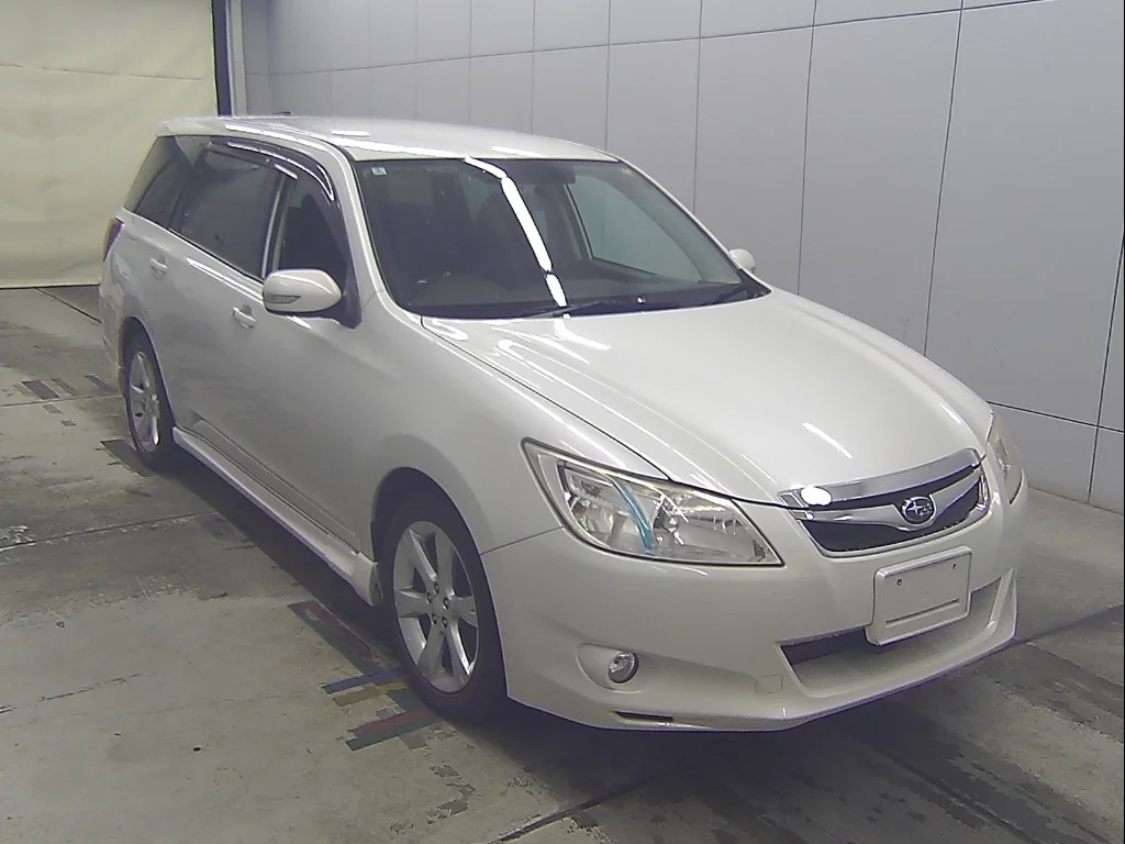 Subaru Exiga  с аукциона в Японии