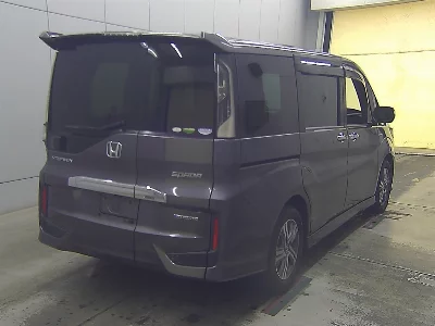 Honda STEPWGN SPADA