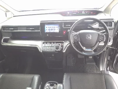 Honda STEPWGN SPADA