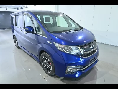 Honda STEPWGN SPADA