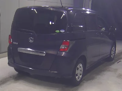 Honda Freed Spike
