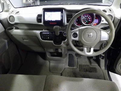 Honda N-Box Slash