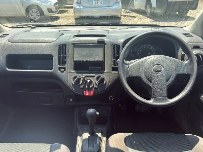 Nissan AD