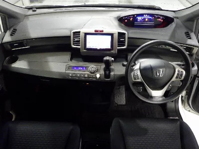 Honda Freed Spike
