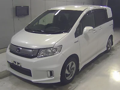 Honda Freed Spike