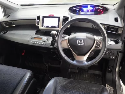 Honda Freed Spike