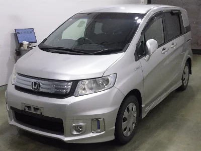 Honda Freed Spike
