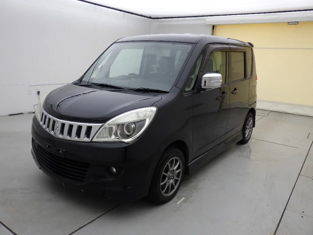 Mitsubishi Delica D:2  с аукциона в Японии