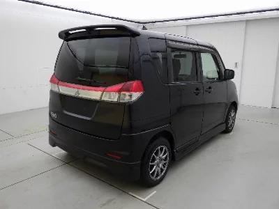 Mitsubishi Delica D:2