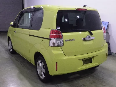 Toyota Spade