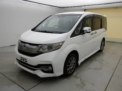 Honda STEPWGN SPADA