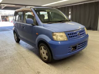 Nissan Otti