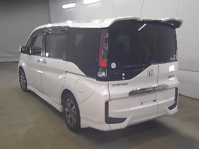Honda STEPWGN SPADA