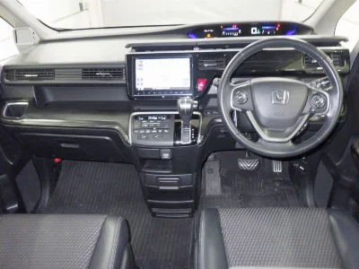 Honda STEPWGN SPADA
